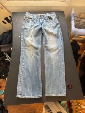 Light Blue Men's Straight leg rock and roll cowboy jeans Size 33/32 MEASUR SHOWN